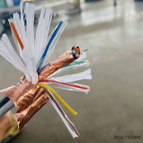 线缆11.jpg 线缆11.jpg